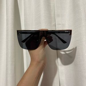 Quay sunglasses